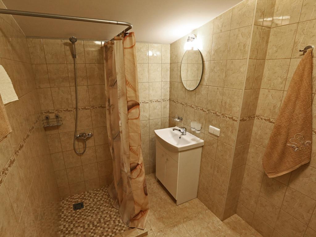 Juro Guest House Šiauliai Eksteriør billede